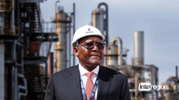 Dangote_at_his_refinery
